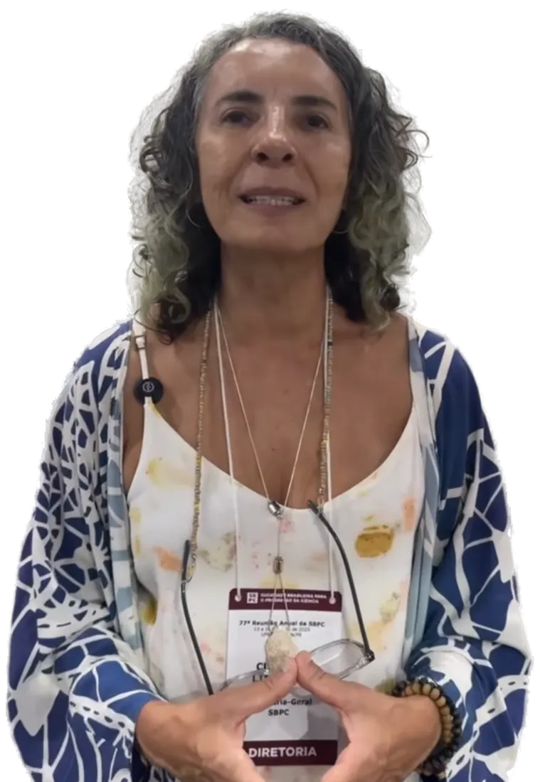 Cláudia Linhares Sales, General Secretary of SBPC, at the 77th Annual Meeting.
